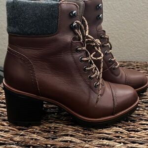 Brown Naturalizer combat boots